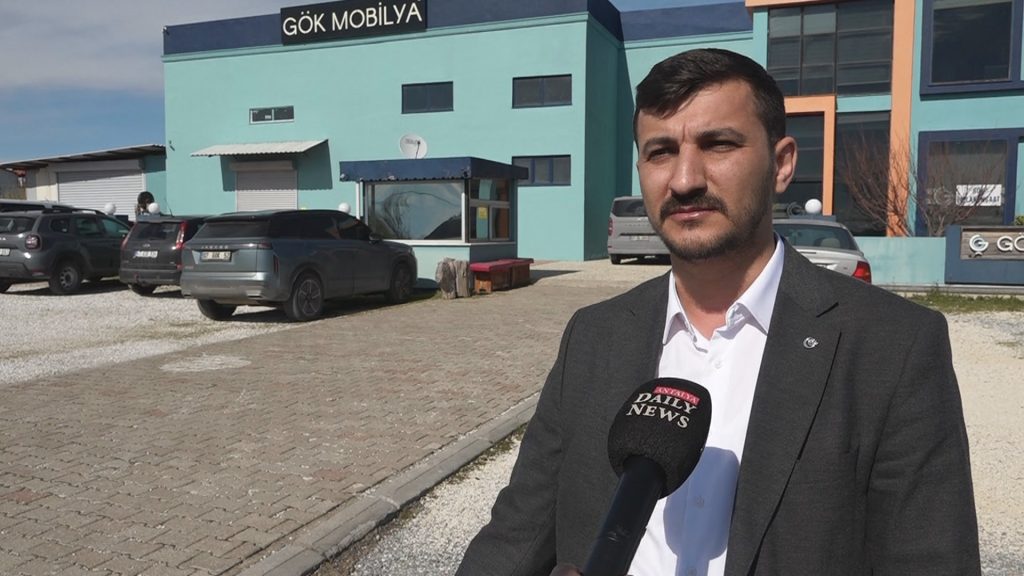 Ahmet-Ali-Gok-Gok-Mobilya-MavagatAntalya-1024x576 Manavgat’ın Mobilya Çınarı Gök Mobilya: Üç Kuşağın Mirası Dünya Pazarına Açılıyor!