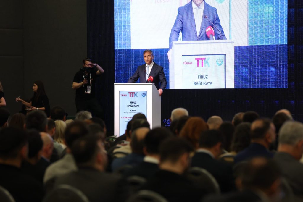 663266104_1455867286574776_7568670365016031795_n-1024x683 4. TÜRSAB TURİZM KONGRESİ ANTALYA’DA BAŞLADI