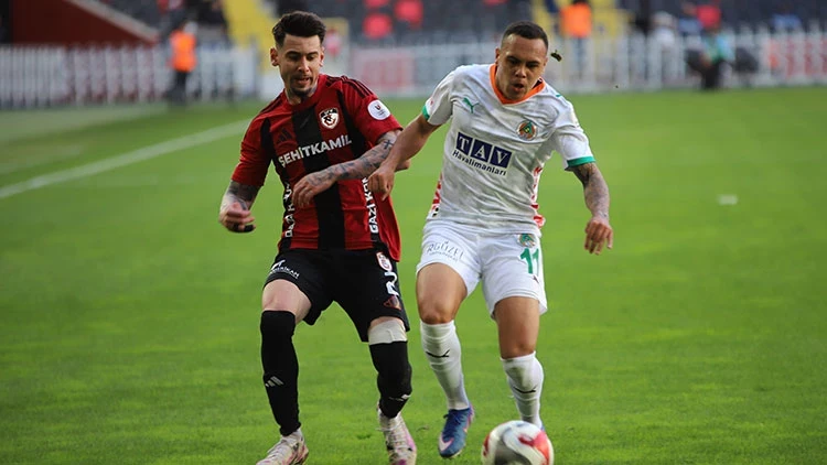 Gaziantep-FK-1-1-Alanyaspor Antalya’da Turizm ve Spor Rüzgarı
