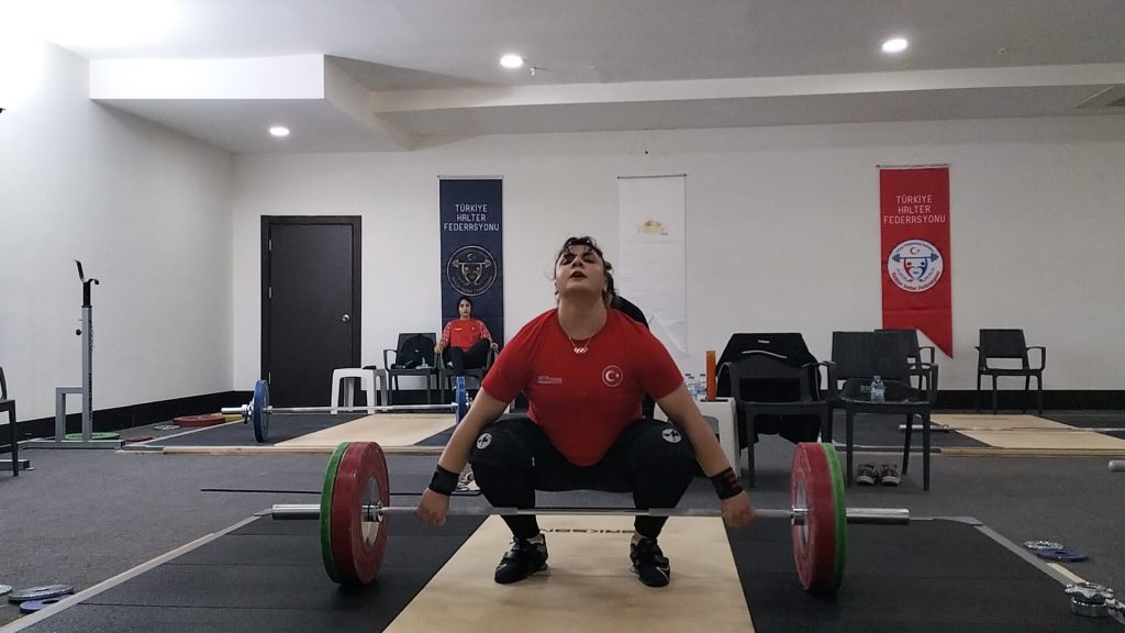 Halter-Kadin-Milli-Takimi-Antalya´da-Avrupa-Sampiyonasina-Hazirlaniyor-10-1024x576 HALTERİN SULTANLARI MANAVGAT'TA AVRUPA ŞAMPİYONASI İÇİN GÜÇ DEPOLUYOR
