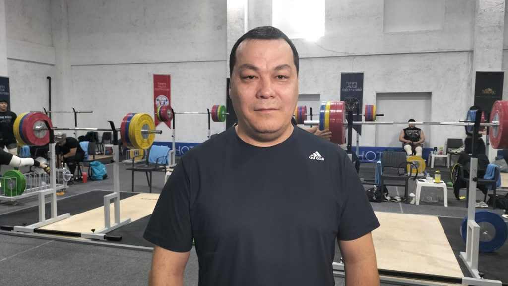 Image6-1024x576 HALTERİN KALBİ ANTALYA’DA ATIYOR: OLİMPİYAT ŞAMPİYONLARI MADALYA İÇİN SÜRAL RESORT’TA!