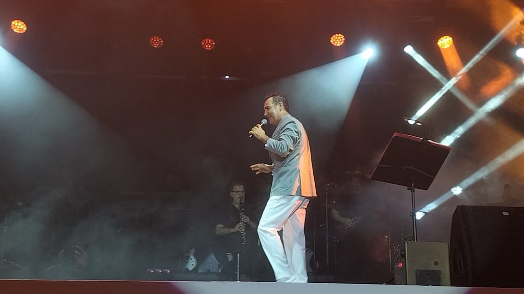 Ferhat-Gocer-Manavgatta-Konser-Verdi-3-1024x576 Ferhat Göçer Manavgat’ta Konser Verdi